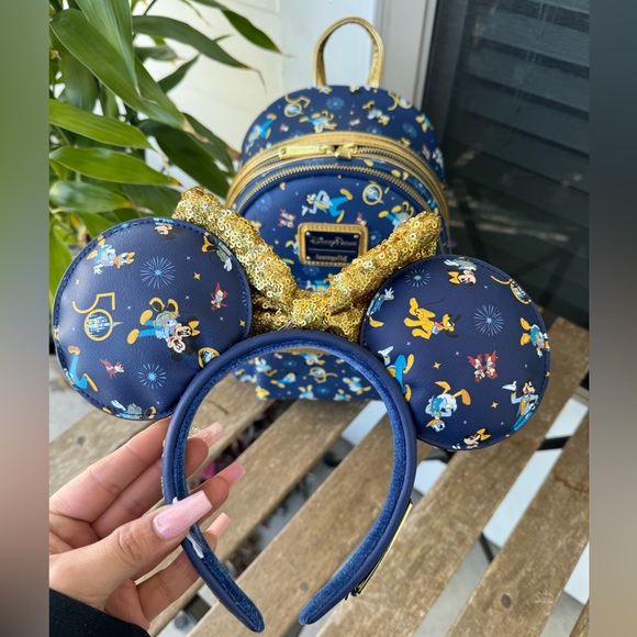 Disney’s 50th Anniversary Limited Edition Loungely - Picture 4 of 8